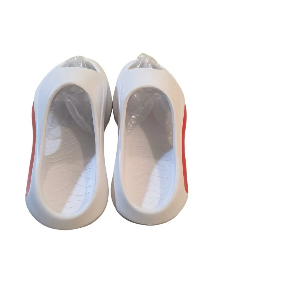 Men Slide - Picture 4 of 6